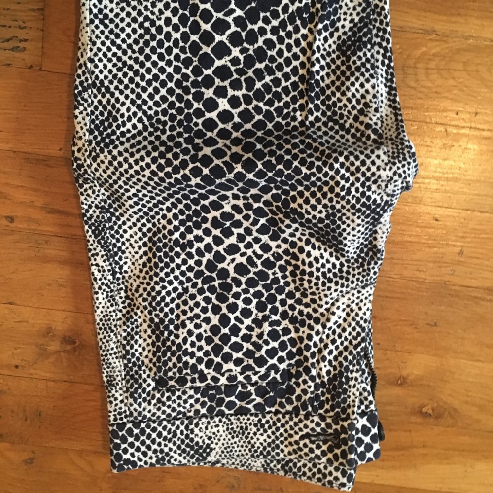 Snakeskin jeggings